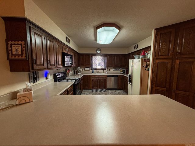 180 Pine Knot Road, Fairfield Bay, AR 72088