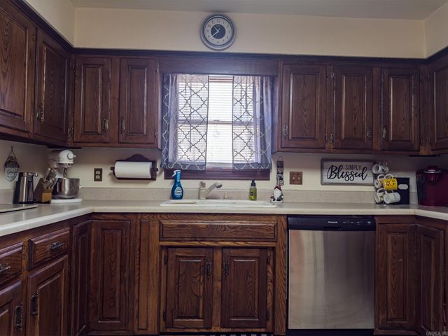 180 Pine Knot Road, Fairfield Bay, AR 72088