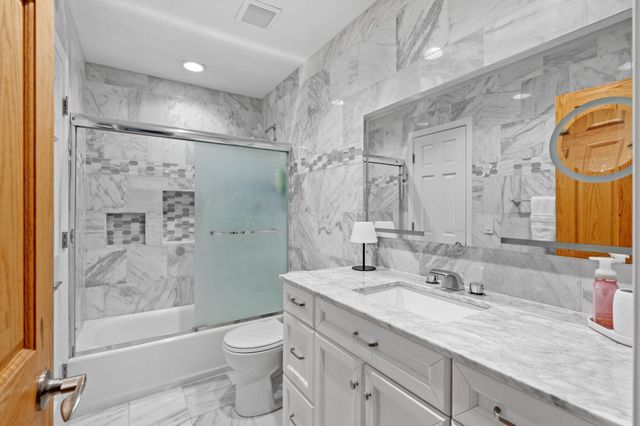 3411 E Mineral Pond Boulevard, Anoka, MN 55303