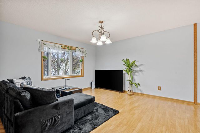3411 E Mineral Pond Boulevard, Anoka, MN 55303