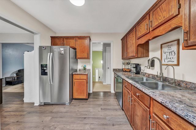 2176 Horn CIR, Vinton, VA 24179