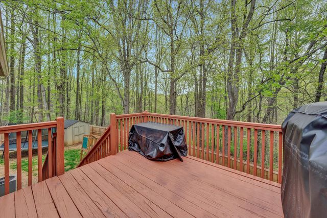 2176 Horn CIR, Vinton, VA 24179