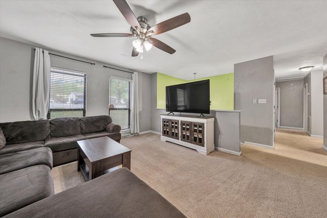 2176 Horn CIR, Vinton, VA 24179
