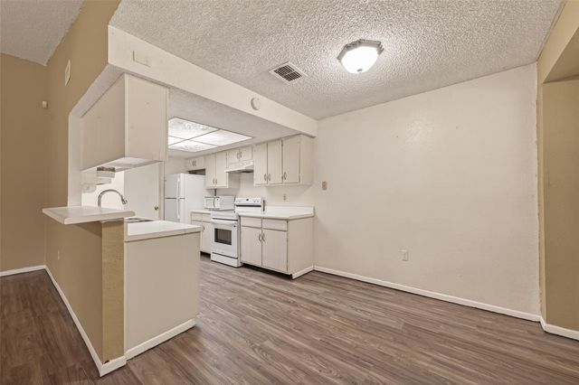 1910 Blindlake Drive, Houston, TX 77084