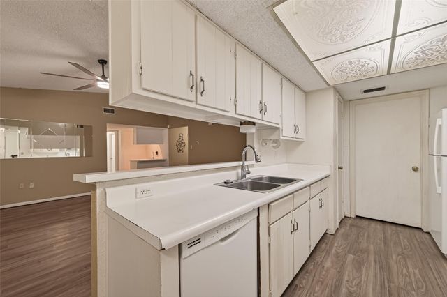 1910 Blindlake Drive, Houston, TX 77084