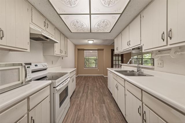 1910 Blindlake Drive, Houston, TX 77084