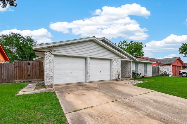 1910 Blindlake Drive, Houston, TX 77084