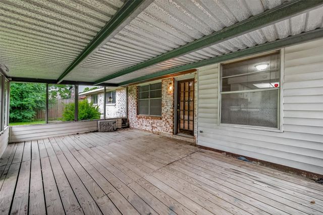 1910 Blindlake Drive, Houston, TX 77084