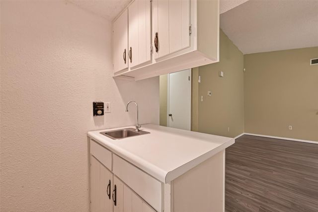 1910 Blindlake Drive, Houston, TX 77084