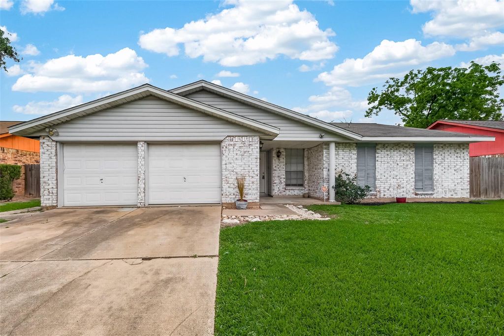 1910 Blindlake Drive, Houston, TX 77084