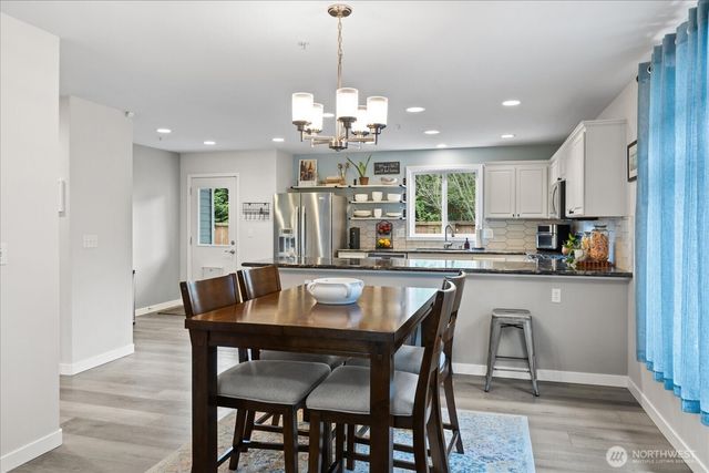 1022 181st Place SW, Lynnwood, WA 98037