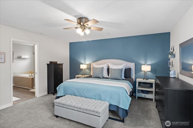 1022 181st Place SW, Lynnwood, WA 98037