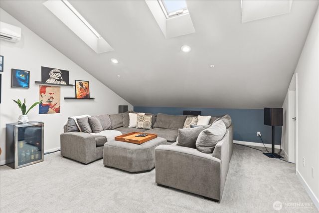 1022 181st Place SW, Lynnwood, WA 98037
