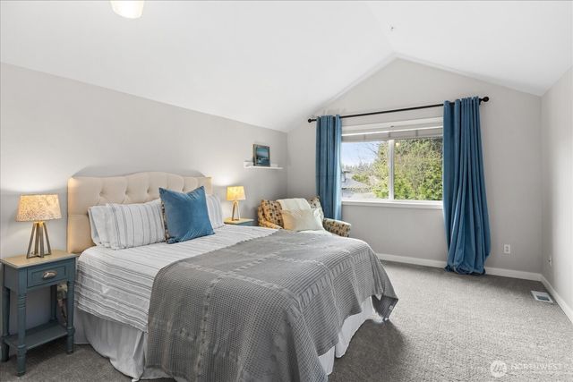 1022 181st Place SW, Lynnwood, WA 98037