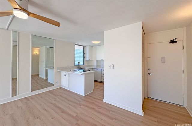 1848 Kahakai Drive 908, Honolulu, HI 96814