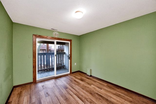 4661 Lockner Drive 13, Urbandale, IA 50322