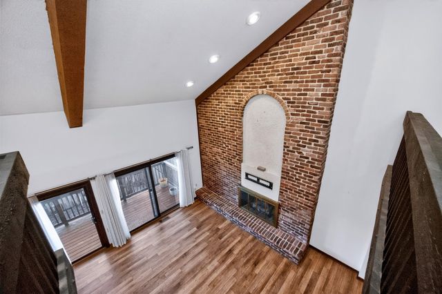 4661 Lockner Drive 13, Urbandale, IA 50322