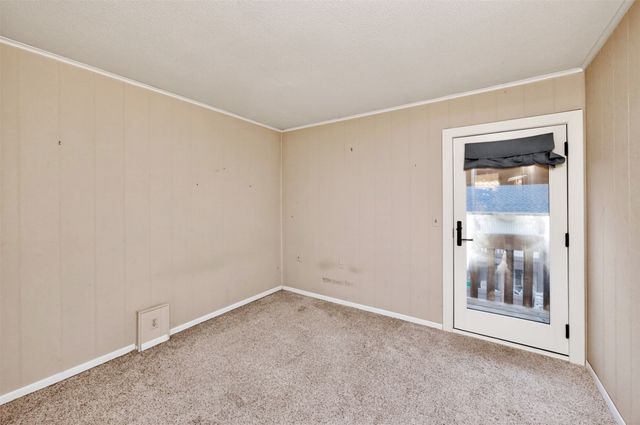 4661 Lockner Drive 13, Urbandale, IA 50322