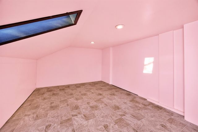 4661 Lockner Drive 13, Urbandale, IA 50322