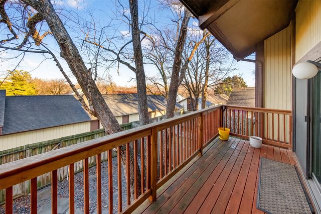 4661 Lockner Drive 13, Urbandale, IA 50322