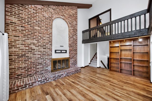 4661 Lockner Drive 13, Urbandale, IA 50322