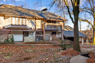 4661 Lockner Drive 13, Urbandale, IA 50322