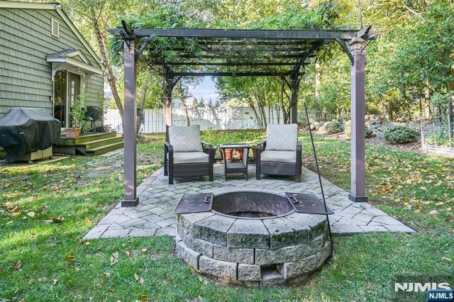 55 Briarwood Road, Wayne, NJ 07470