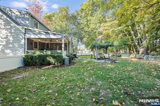 55 Briarwood Road, Wayne, NJ 07470