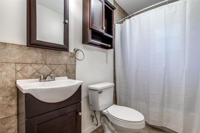 235 Live Oak Street, Crosby, TX 77532