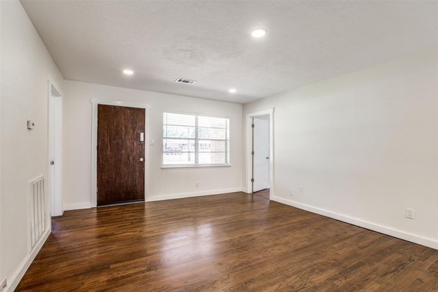235 Live Oak Street, Crosby, TX 77532