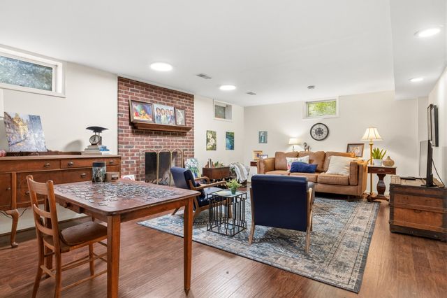 307 Old Coach Road, Nicholasville, KY 40356