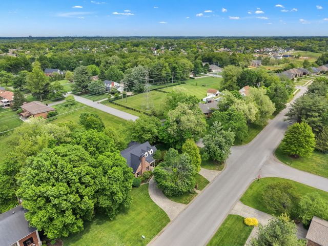 307 Old Coach Road, Nicholasville, KY 40356