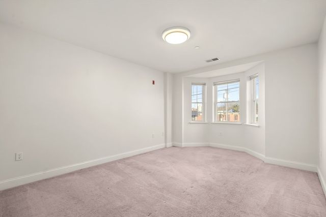 120 Wyllis Ave 103, Everett, MA 02149