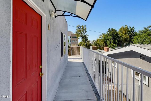 416 Sinclair Avenue A, Glendale, CA 91206