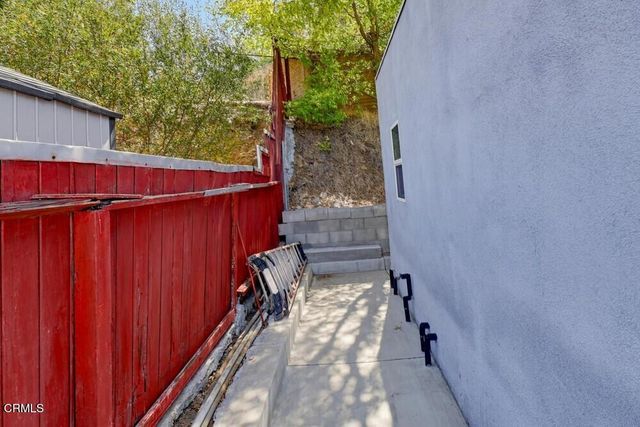 416 Sinclair Avenue A, Glendale, CA 91206