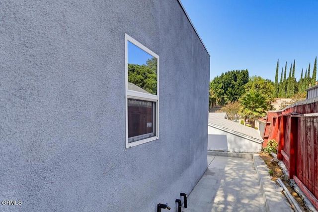 416 Sinclair Avenue A, Glendale, CA 91206