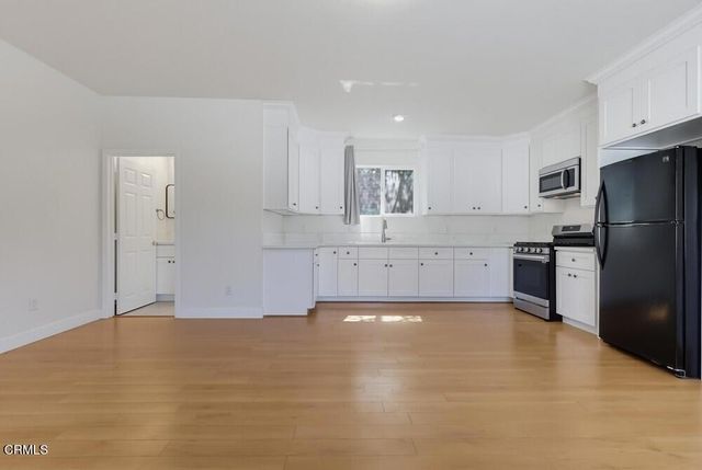 416 Sinclair Avenue A, Glendale, CA 91206