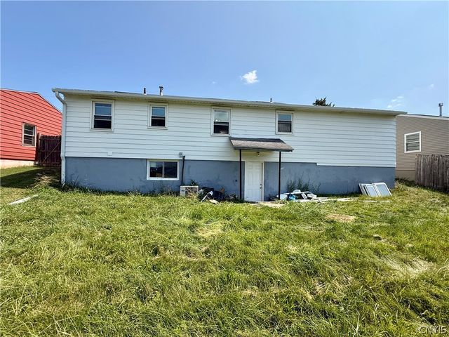111 Deborah Drive, Salina, NY 13088