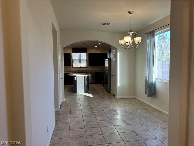 10 Tribute Peak Way, Las Vegas, NV 89148