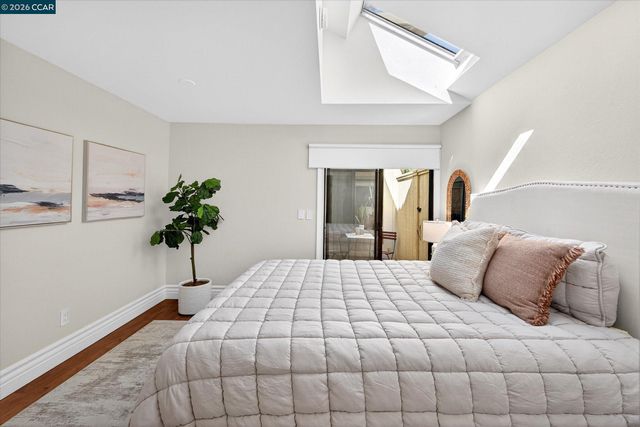 951 Redwood Dr, Danville, CA 94506