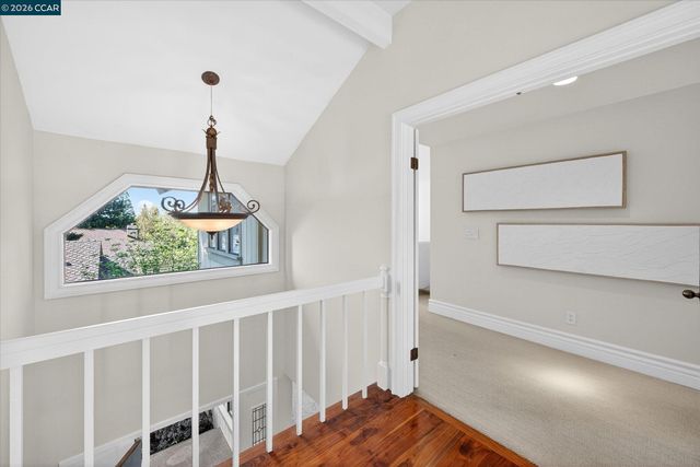 951 Redwood Dr, Danville, CA 94506