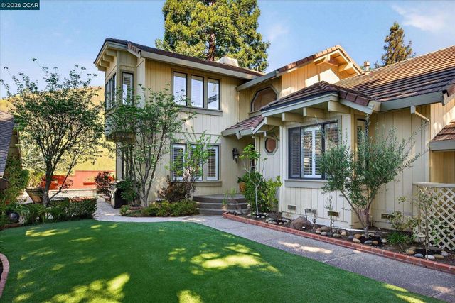 951 Redwood Dr, Danville, CA 94506