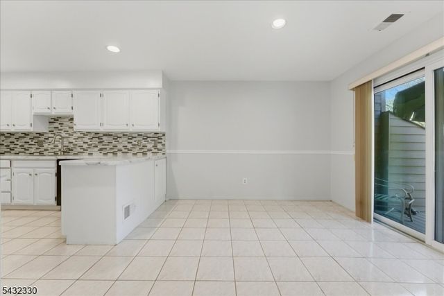37 Giggleswick Way, Edison Twp., NJ 08820