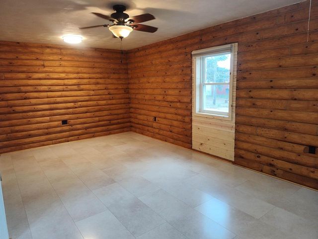 405 Airport Rd Road, Boscobel, WI 53805