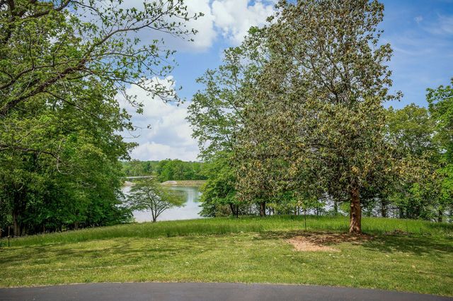 163 Bilbrey Rd, Livingston, TN 38570