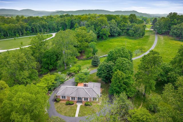 163 Bilbrey Rd, Livingston, TN 38570