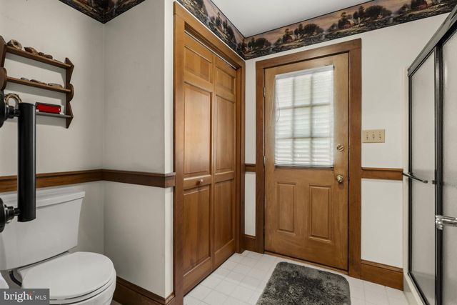 712 VINEMONT RD, Reinholds, PA 17569