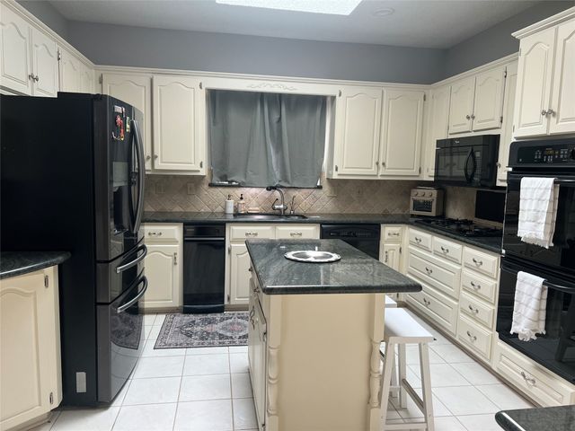 2601 Oak Point Drive, Garland, TX 75044