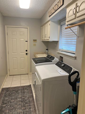 2601 Oak Point Drive, Garland, TX 75044