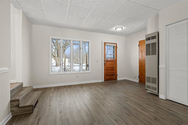 2229 W Osterhout Avenue, Portage, MI 49024